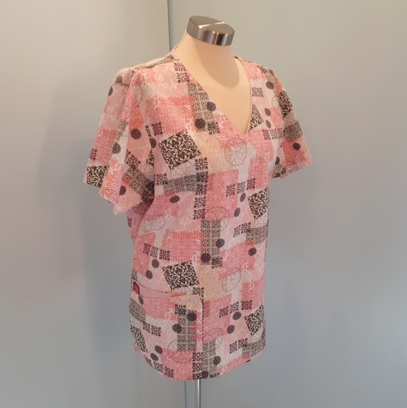 Scrub Top - Picture 5 of 9